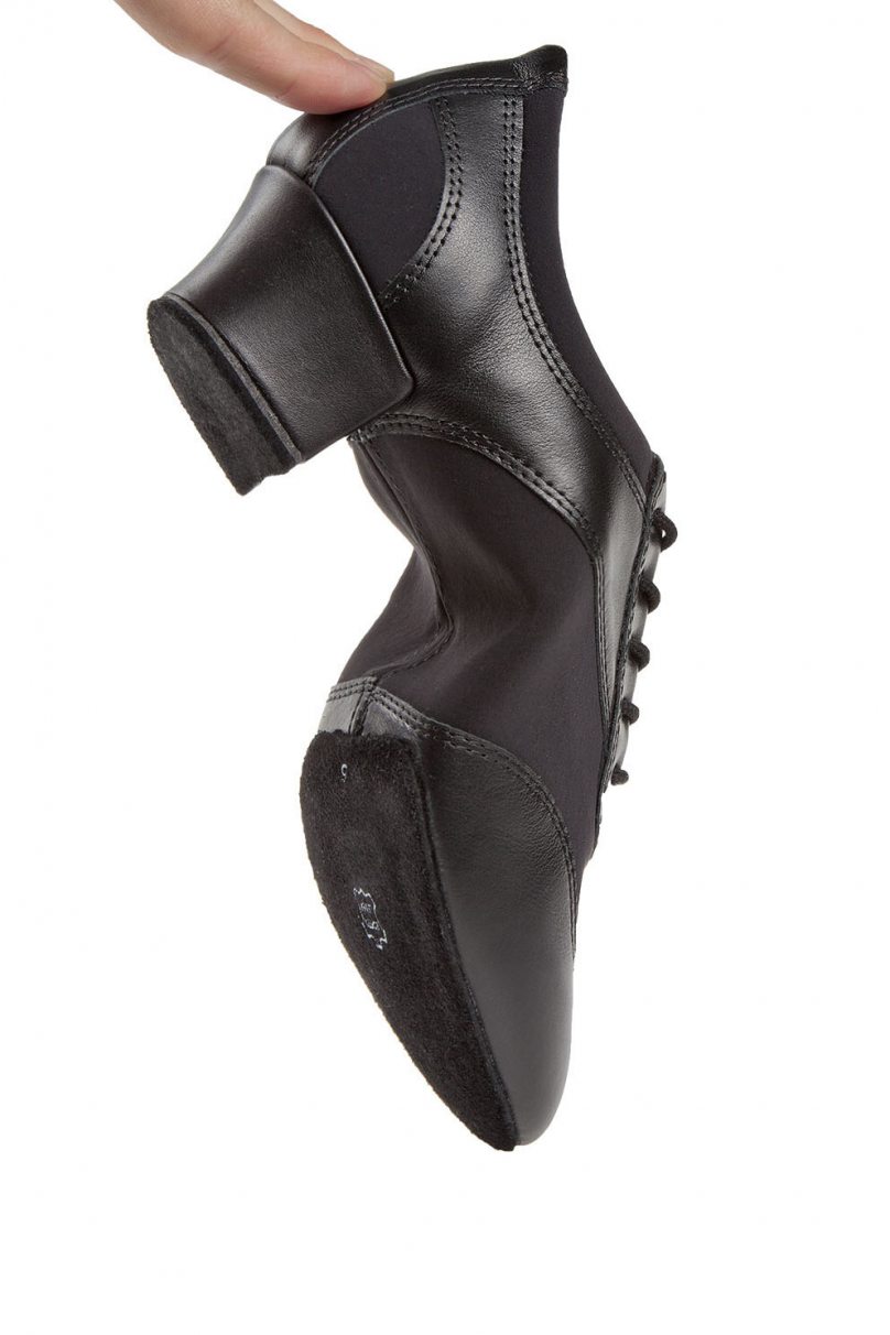Женские тренировочные туфли для бальных танцев  от бренда Diamant модель 188-234-588