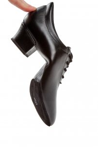 Женские тренировочные туфли для бальных танцев  от бренда Diamant модель 189-234-560