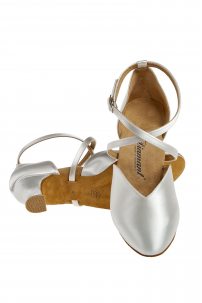 Ladies ballroom dance shoes by Diamant style 107-013-092