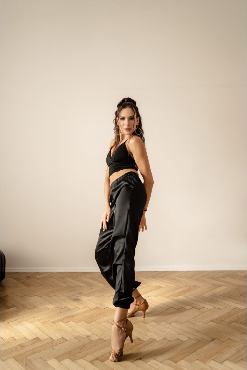 Женские брюки для бальных танцев для латины от бренда FASHION DANCE модель WP322BK