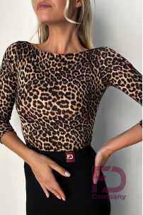 Leotard for dancing with 3/4 sleeves leopard print