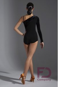 Women's leotard for dancing with one velor sleeve and shoulder strap
