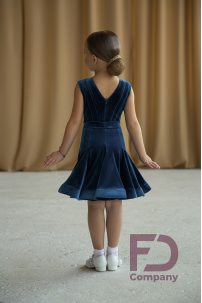 Basic dress, Juvenile dress without sleeves