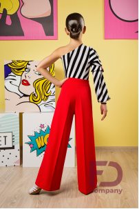 Women's trousers for dancing with sewn-on arrows