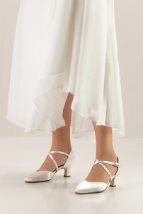 Bridal dance shoes for women Werner Kern model Patty LS/Satin white