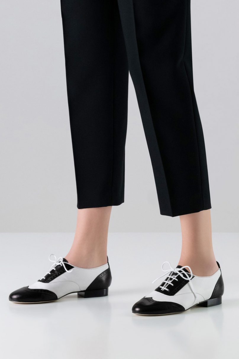Dance shoes for Swing, Twist, Zumba, Boogie Woogie Werner Kern model Taylor LS/Nappa black/white