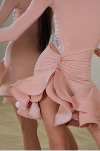 Платье для бальных танцев для латины от бренда ZYM Dance Style модель 23126 Milk Pink