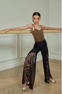 Жіночі штани для бальних танців для латини від бренду ZYM Dance Style модель 2368 Leopard